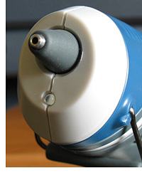 ColdHeat Freestyle Glue Gun (Image property of OhGizmo)