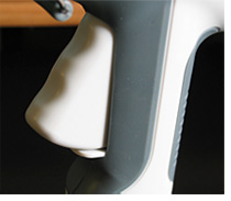 ColdHeat Freestyle Glue Gun (Image property of OhGizmo)