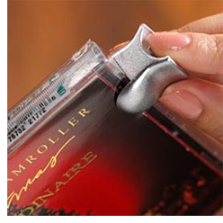 Xipper CD &amp; DVD Opener (Image courtesy Solutions)