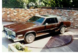 Vehicle Turntable (Image courtesy Hovair Systems Inc.)
