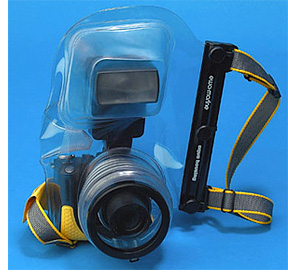 IMAGE: http://www.ohgizmo.com/wp-content/uploads/2006/08/ewa_marine_bag.jpg