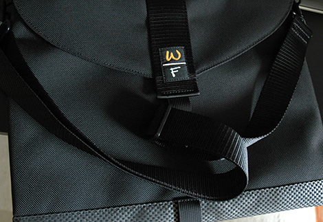 WaterField Designs SleeveCase (Image property of OhGizmo)