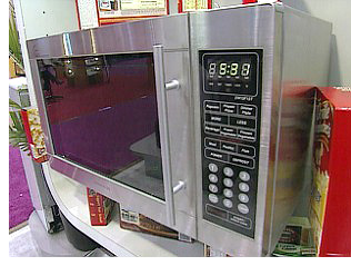 Daewoo Voice Recognition Microwave (Image courtesy HGTV Marketplace)