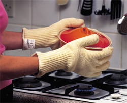 Coolskin Oven Mitts (Image courtesy Loyaltynet)
