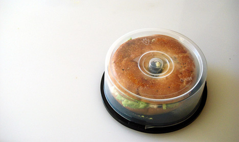 bagel transporter