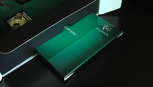 Logitech VX Nano (Image property of OhGizmo!)