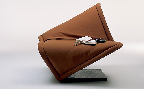 Flying Carpet Chair (Image courtesy bonluxat)