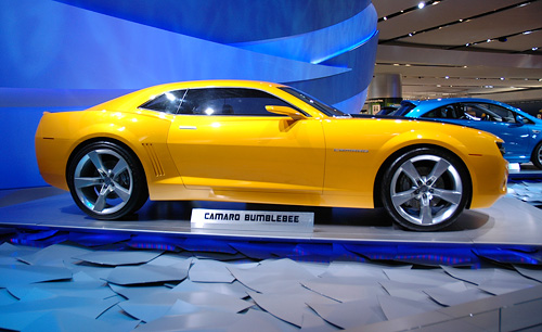 Camaro Bumblebee (Image property of OhGizmo!)