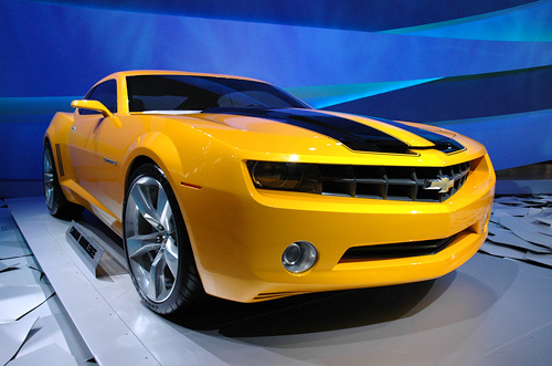 Camaro Bumblebee (Image property of OhGizmo!)