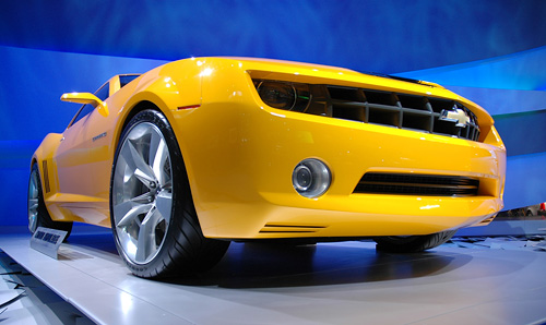 Camaro Bumblebee (Image property of OhGizmo!)