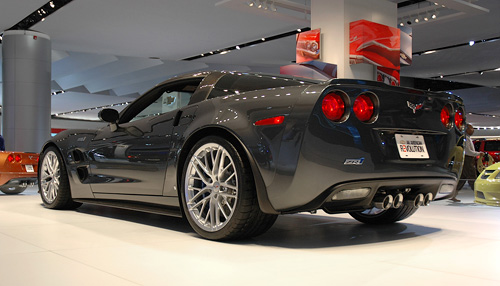 Corvette ZR-1 (Image property of OhGizmo!)
