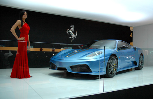 Ferrari 430 Scuderia (Image property of OhGizmo!)