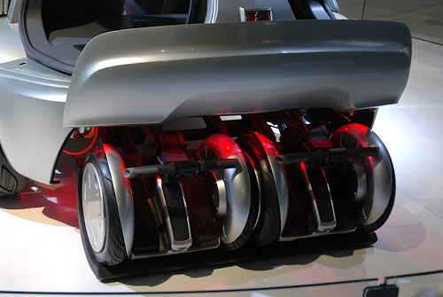Saturn Flextreme Plug-in Concept (Images property OhGizmo!)