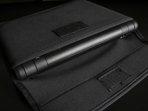 WaterField Designs SleeveCase For The Asus EEE (Image property of OhGizmo!)