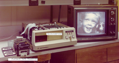 1975_kodak_playback_device Kodak playback device and TV (Image courtesy PluggedIn)