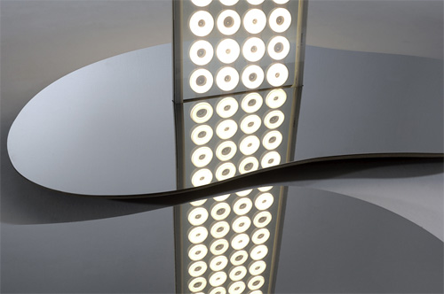 Planilum Light Emitting Glass (Image courtesy Saazs)