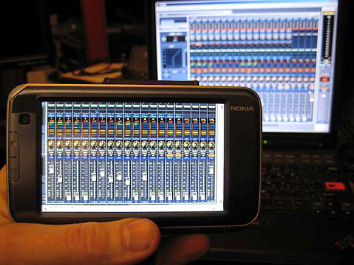 Nokia N810 Internet Tablet (Image courtesy 'dubwise')