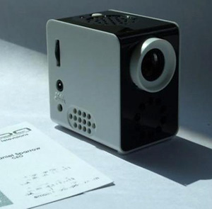 Epoq EPP-HH01 Pico Cube Projector (Image courtesy Gadget Craver)