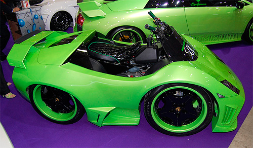 Check out this custom Lamborghinithemed ATV that CarZi found at the 2009 