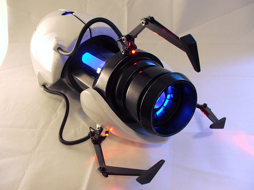 portalgun_2 Portal Gun Replica (Image courtesy emilyskeith)