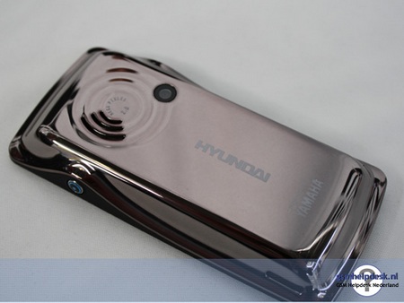 hyundai-mb-490i-dolphin_back