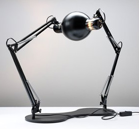 Self Reflecting Lamp (Image courtesy Oliver Shick)