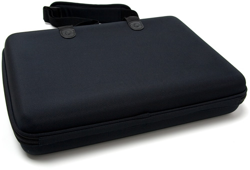 Cocoon 15" Laptop Case (Image property OhGizmo!)