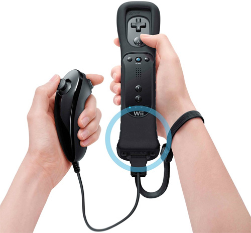 black_wiimote Black Wiimote Bundle (Image courtesy Nintendo)
