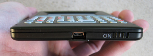 Unisen Handheld Keyboard & Mouse Touchpad (Image property of OhGizmo!)