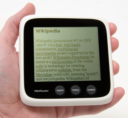 Openmoko WikiReader (Image property OhGizmo!)
