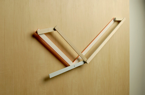 Oblique Clock (Image courtesy Science&Sons)