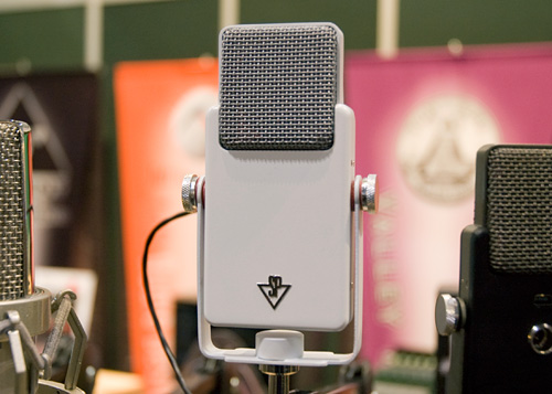 Studio Projects LSM (Little Square Mic) Designed For Pros Or Joes Studio Projects LSM (Little Square Mic) Designed For Pros Or Joes
