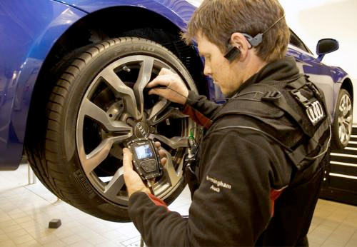Audi’s New AudiDirect Reception System Lets You Watch Your Car Getting Repaired At The Dealership