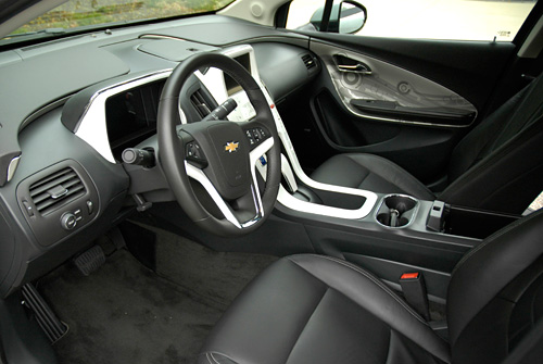 Chevy Volt (Image property OhGizmo!)