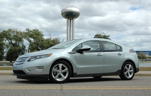 Chevy Volt (Image property OhGizmo!)