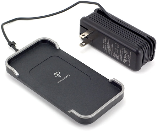 Powermat Wireless Charging System For The iPhone 4 (Image property OhGizmo!)