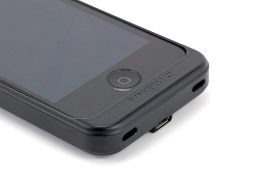 Powermat Wireless Charging System For The iPhone 4 (Image property OhGizmo!)