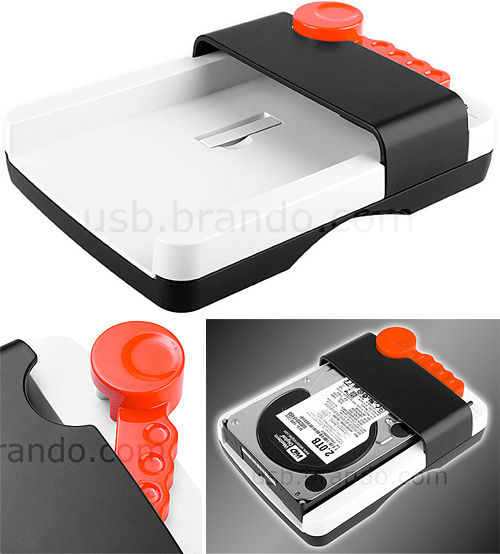 slipper_hddock Slipper USB 3.0 SATA HDD Dock (Images courtesy USB.Brando.com)