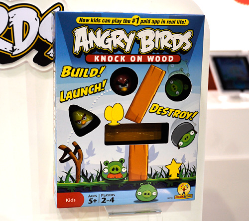 Angry Birds Knock On Wood Game (Image property OhGizmo!)