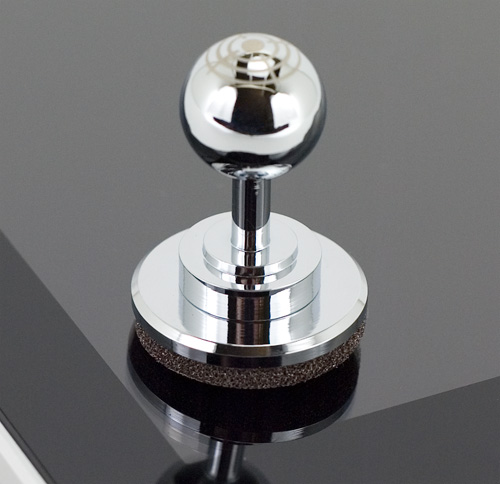 JOYSTICK-IT iPad Arcade Stick (Image property OhGizmo!)