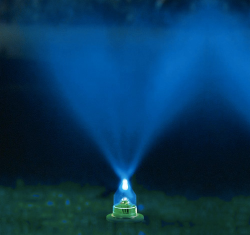 Water And Light Lawn Show (Image courtesy Hammacher Schlemmer)