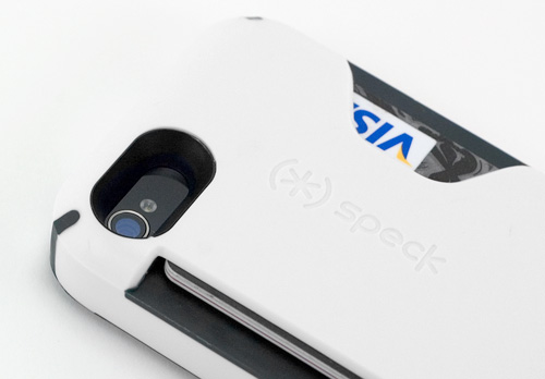 Speck CandyShell Card Case (Image property OhGizmo!)