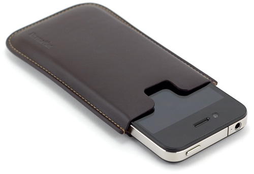 XtremeMac Leather Sleeve (Image property OhGizmo!)