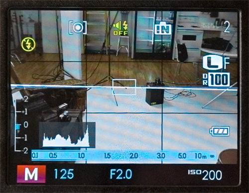 Fujifilm FinePix X100 (Image property OhGizmo!)