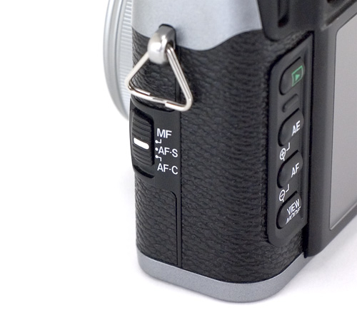 Fujifilm FinePix X100 (Image property OhGizmo!)