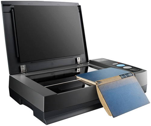 Plustek OpticBook 3800 (Image courtesy Plustek)