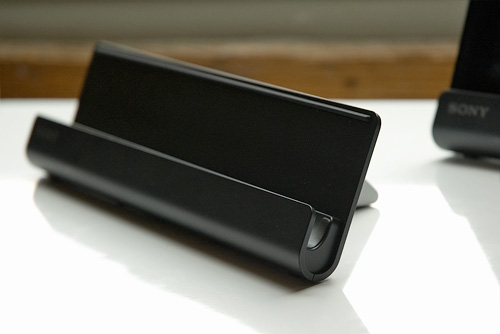 Sony Tablet S (Image property OhGizmo!)