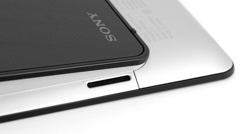 Sony Tablet S (Image property OhGizmo!)