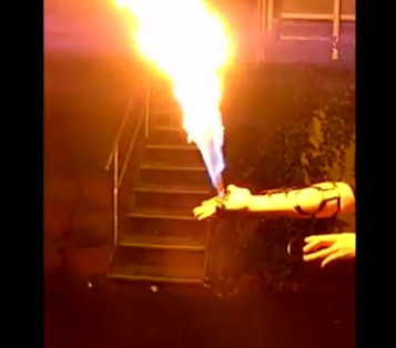handheld-flame-thrower