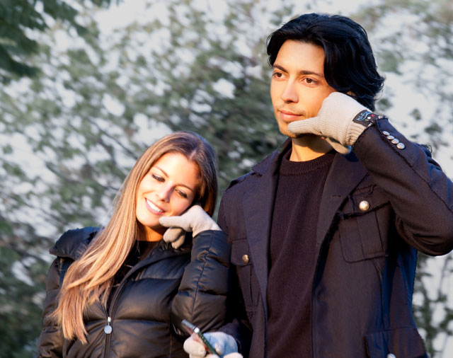 hicall-couple-silly-bluetooth-gloves